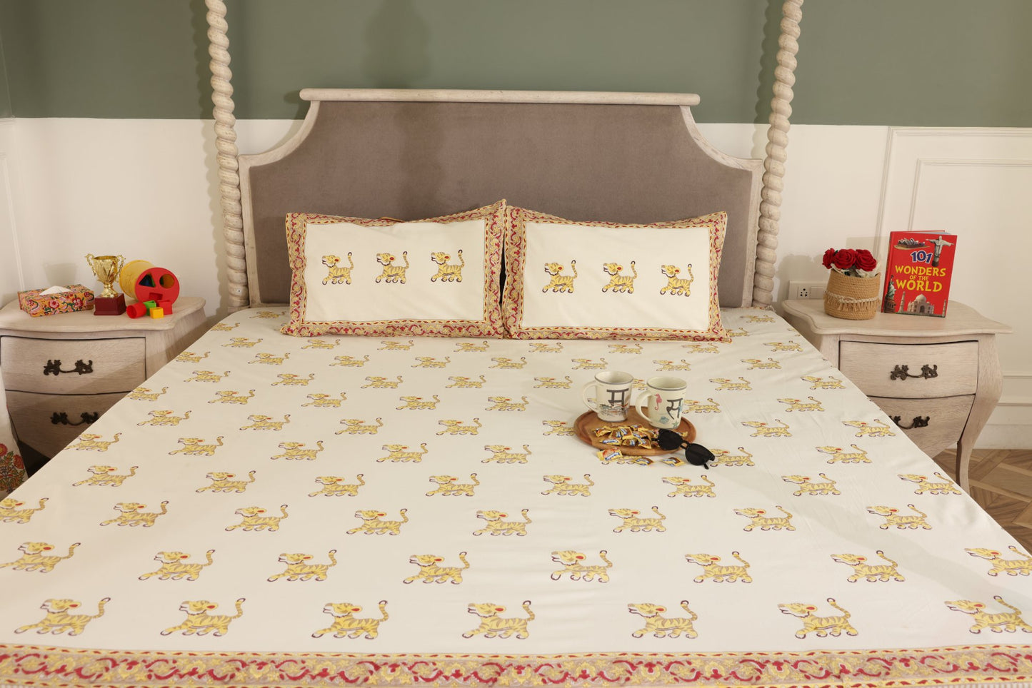 Wild Roar Bedsheet