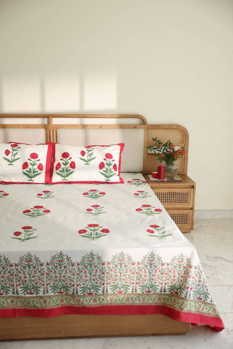 The Poppy Paradise Bedsheet