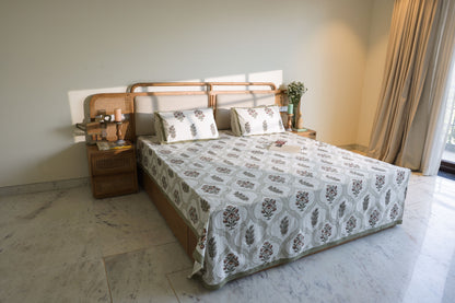 The Olive Heaven Bedsheet