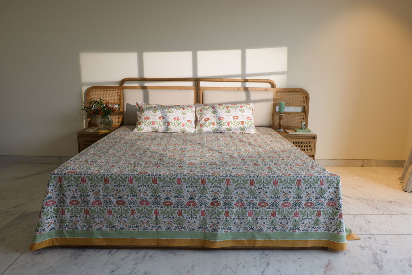 The Gardens Glow Bedsheet