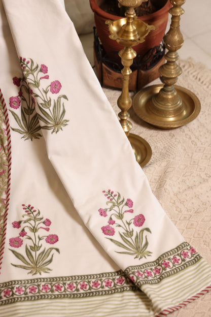 Double Bed Dohar- Classic Charm