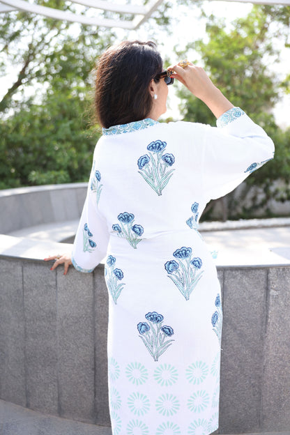 Tranquil Floral Unisex BathRobe