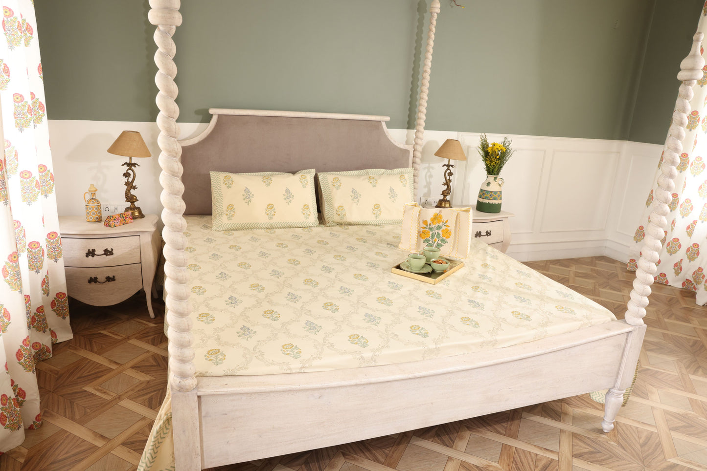 The Petal Fantasy Bedsheet